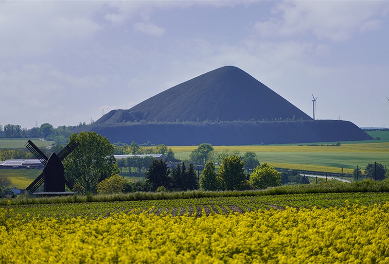 Pyramiden des Mansfelder Landes - Polleben - Otto Brosowski Schacht