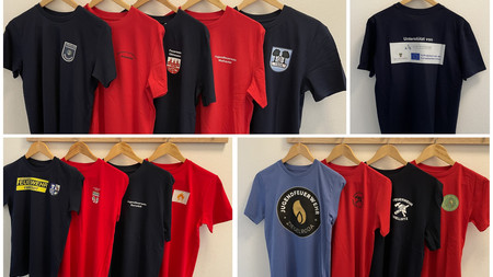 Kollage von Bildern von T-Shirts mit verschiedenen Logos von Jugendfeuerwehren